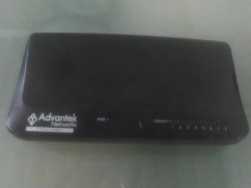 Router Switch 8 Puertos Lan Advantek Networks Ans-08 (Usado)