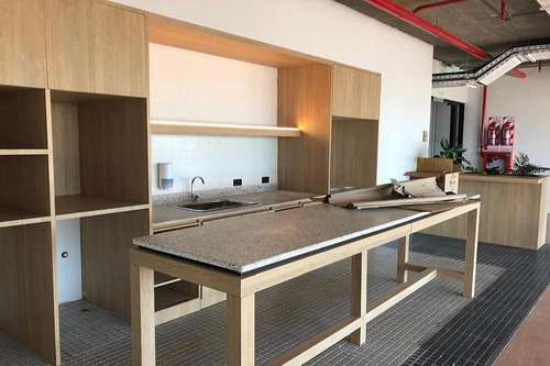 Imagen 10 de 13 de Edificio Aaa | Certificado Bajo Normas Leed.