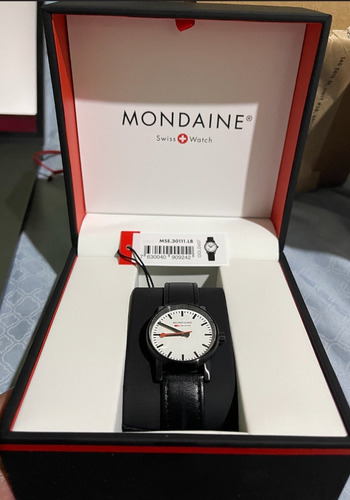 Reloj Suizo Original Mondaine Clase Sbb Para Mujer 30mm
