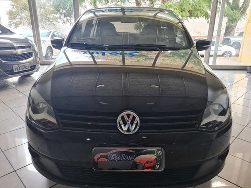 Imagem 2 de 15 de Volkswagen Fox 1.0 8v (g2) (trend) 4p 2013