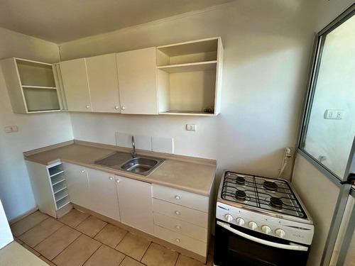 Dpto. En 4to Piso Sin Ascensor, 3 Dorm 1 Baño, Juan Larenas