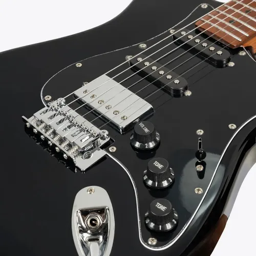 Guitarra Elétrica Voik 500 OBSIDIAN Cor Gloss Black Brilhante