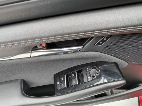 Imagen 13 de 14 de Mazda 3 Sedan Sport 7695