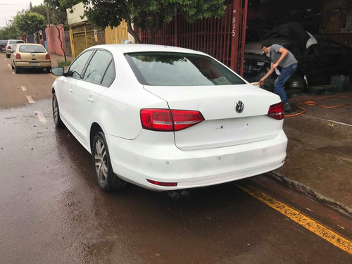 Sucata Jetta 2.0 Flex Aut 2015/2015 Retirada De Peças
