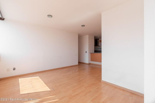 Imagen 11 de 14 de Depa En Venta Miguel Hidalgo, 1 Hab Y 2 Baños.av. Rio San Joaquin