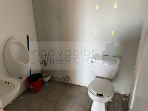 Imagen 20 de 20 de Local Comercial Para Servicios Junto A Mercedes Benz De Bern