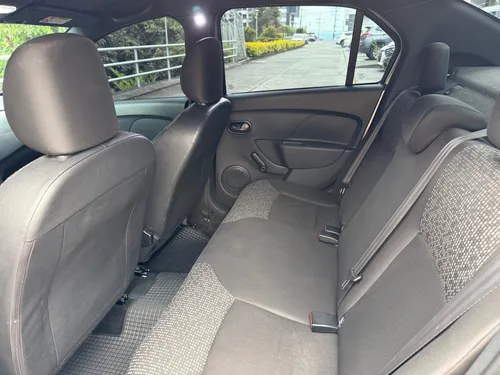 Renault Logan 1.6 Authentique / Life
