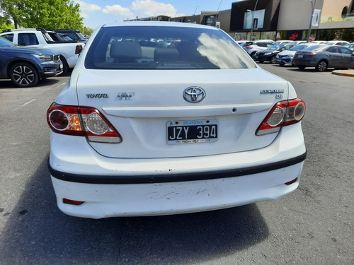 Imagen 15 de 16 de Toyota Corolla 2011 1.8 Xei Mt
