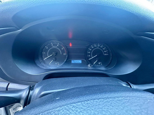 Toyota Hilux 2.8 Tdi Std Cab. Simples 4x4 2p