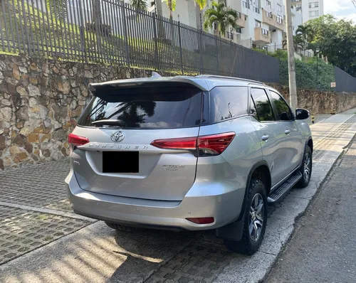 Toyota Fortuner 2.7l