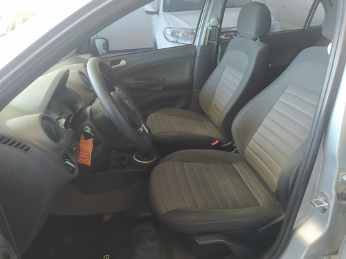 Volkswagen Voyage 1.6 Highline 101cv 2014 Gnc 5ta 2.014