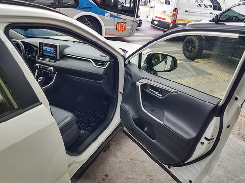 Imagen 20 de 25 de Toyota Rav4 2020 Limited 4x4 At Hibrida Hv Abasto Motors