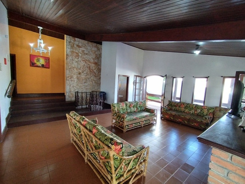 Casa Com Piscina Semi Olímpica Aquecida, (mansão),sauna, Spa Hidromassagem Para 9 Pessoas ,8 Quartos, 1516 Metros, Salão De Festas, Salão De Jogos Completo, Churrasqueira Completa, Alarme Cameras