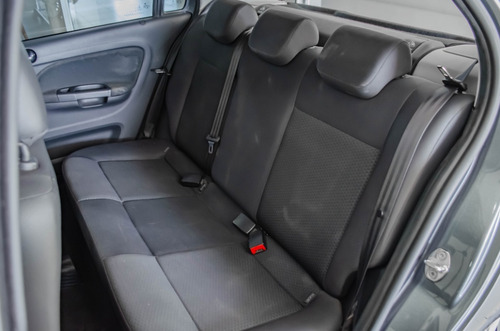 Imagen 12 de 25 de Volkswagen Gol Trend 2021