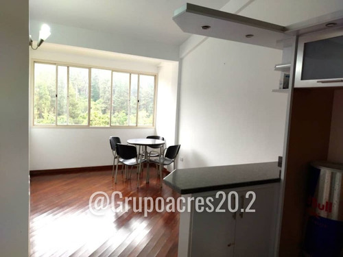 Imagen 4 de 9 de Se Vende Bello Apartamento En Res El Aguila Llano Alto Carrizal. Kh