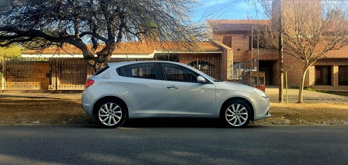 Imagen 12 de 17 de Alfa Romeo Giulietta 2016 1.4 Progression 120cv Mt6