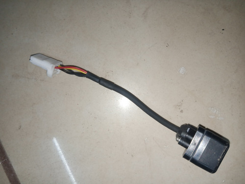 Cámara De Reversa Original Nissan Versa V-drive (Usado)