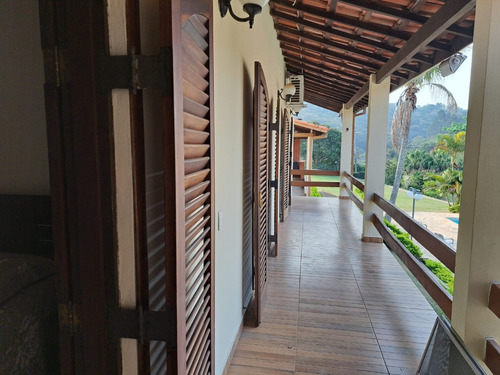 Linda Chácara Ao Lado Do Clube Do Porta Do Sol, Casa Toda Avarandada Com Muito Lazer