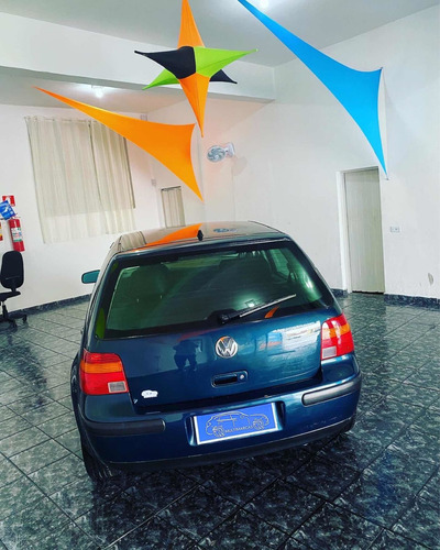 Imagem 4 de 7 de Volkswagen Golf