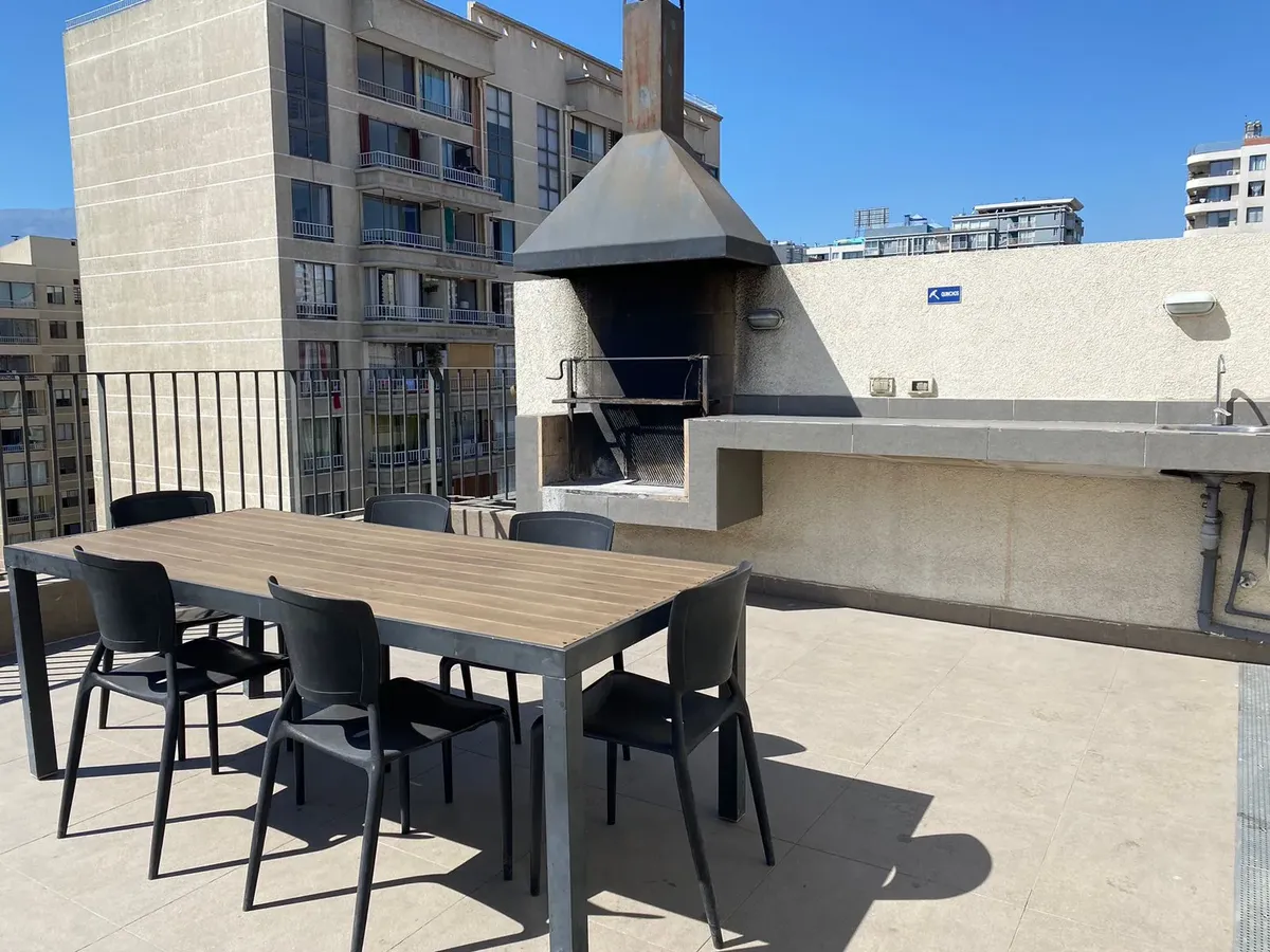 Imagen 3 de 18 de Depto En Arriendo En Calle Lira / Stgo Centro