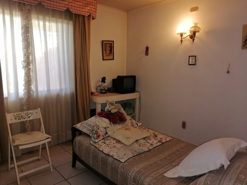 Casa Con Dpto Anexo A 3 Cuadras De La Playa Las Agatas