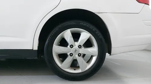 Nissan Tiida 1.8 ADVANCE AUTO