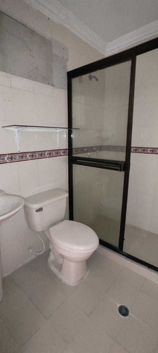 Imagen 14 de 17 de Casa En Arriendo En Cali Tequendama. Cod 102430