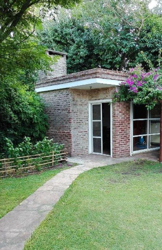Casa En Venta - 3 Dormitorios 1 Baños - 120mts2 - Pergamino
