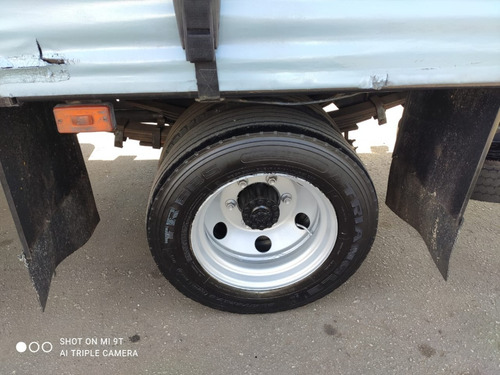 Imagem 6 de 9 de Ford Cargo 712