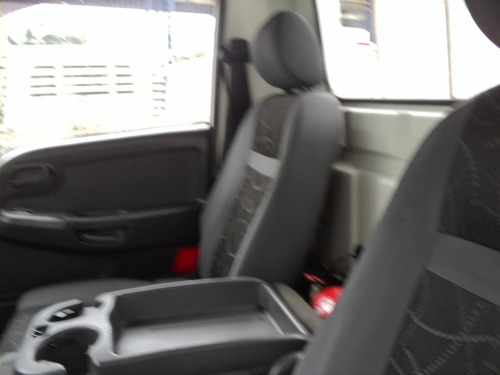 Kia Bongo 2.5 Std 4x2 Rs Turbo C/ Carroceria 2p 2014