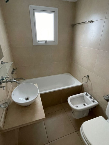 Imagen 6 de 10 de Departamento En Venta De 1 Dormitorio En Villa Del Parque