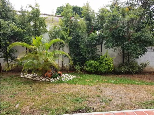 Venta Casa En Prados Del Este