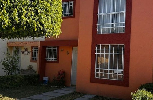Se Vende Casa De Recuperación Bancaria En Paseo De Huimilpa, San Isidro San Juan Del Rio Queretaro. Arf