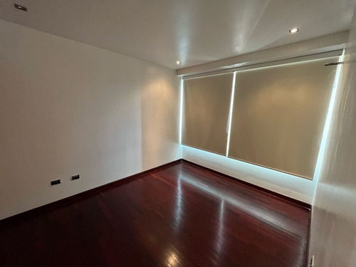 Imagen 18 de 28 de Vendo Excelente Apartamento 210 M2 4h/4b/3p Lomas Del Sol