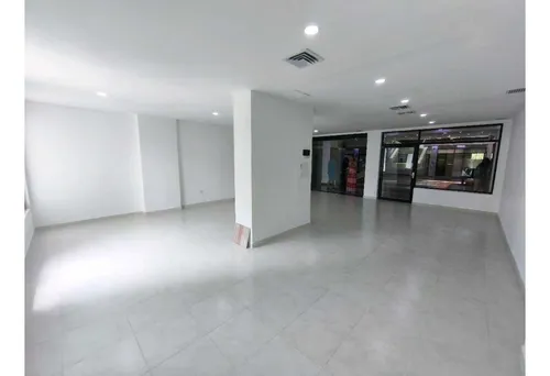 140m2 Oficina / Local Arriendo En El Poblado