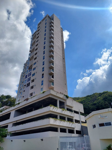 Imagen 1 de 14 de Yosmar Y Fernando Venden Apartamento En Res. Iceberg En Jardin Mañongo.