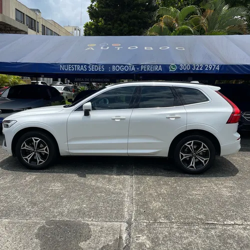 Volvo XC60 2.0 T8 Awd Inscription Hibrido