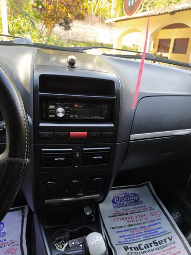 Fiat Palio Adventure 2005 1.8 Flex 5p
