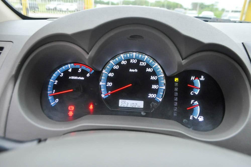 Toyota Hilux SW4 SRV 3.0 4X4 AT (7L)