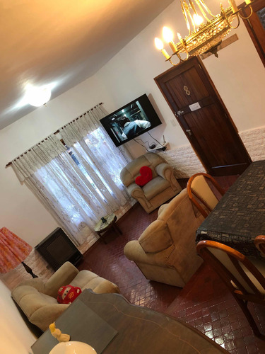 Duplex En Barrio Parque Los Acantidados