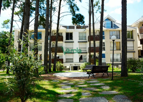 Venta Apartamento Barrios Privados, 2 Dormitorios, Los Mejores Amenities,