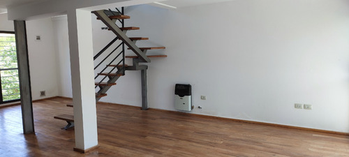 Dúplex En Venta - Barrio Chateau Carreras - Excelente Oportunidad