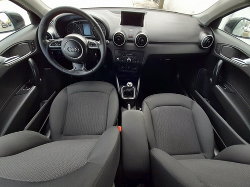 Imagen 12 de 15 de Audi A1 1.4 Cool Mt 2015