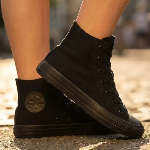 Tênis Unissex Converse Chuck Taylor All Star Hi Preto - R$ 319,9