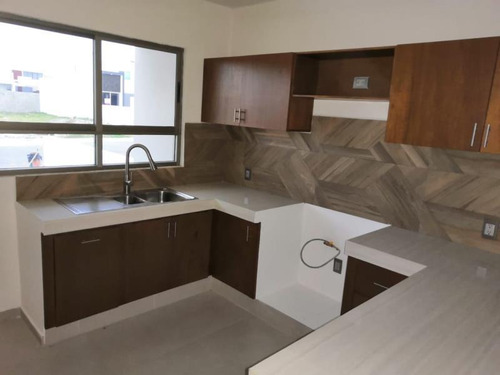 Imagen 5 de 12 de Casa Sola En Renta Lomas De La Rioja