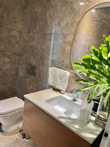 Casa Al Agua Barrio Virazón En Venta