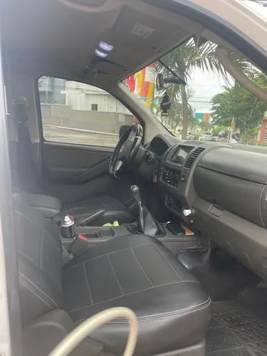 Nissan Navara 2.5 Mid