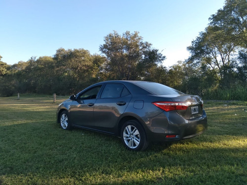 Toyota Corolla Xei Pack 1.8n Cvt Cuero 2015
