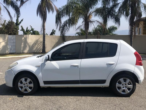Imagem 10 de 10 de Renault Sandero Expression Hi-flex 1.6 8v 5p