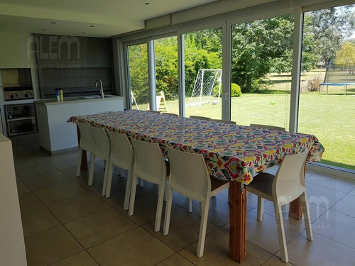 Imagen 14 de 20 de El Ombu | 6 Dorm.| 2 Suite 4 En Semi Suite